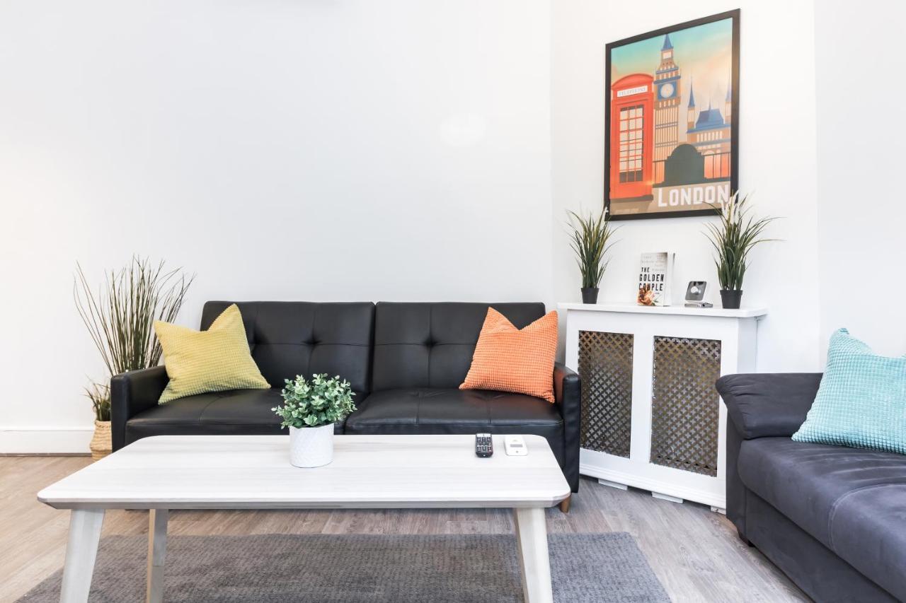 Two Bedroom In Central With Large Terrace Appartamento