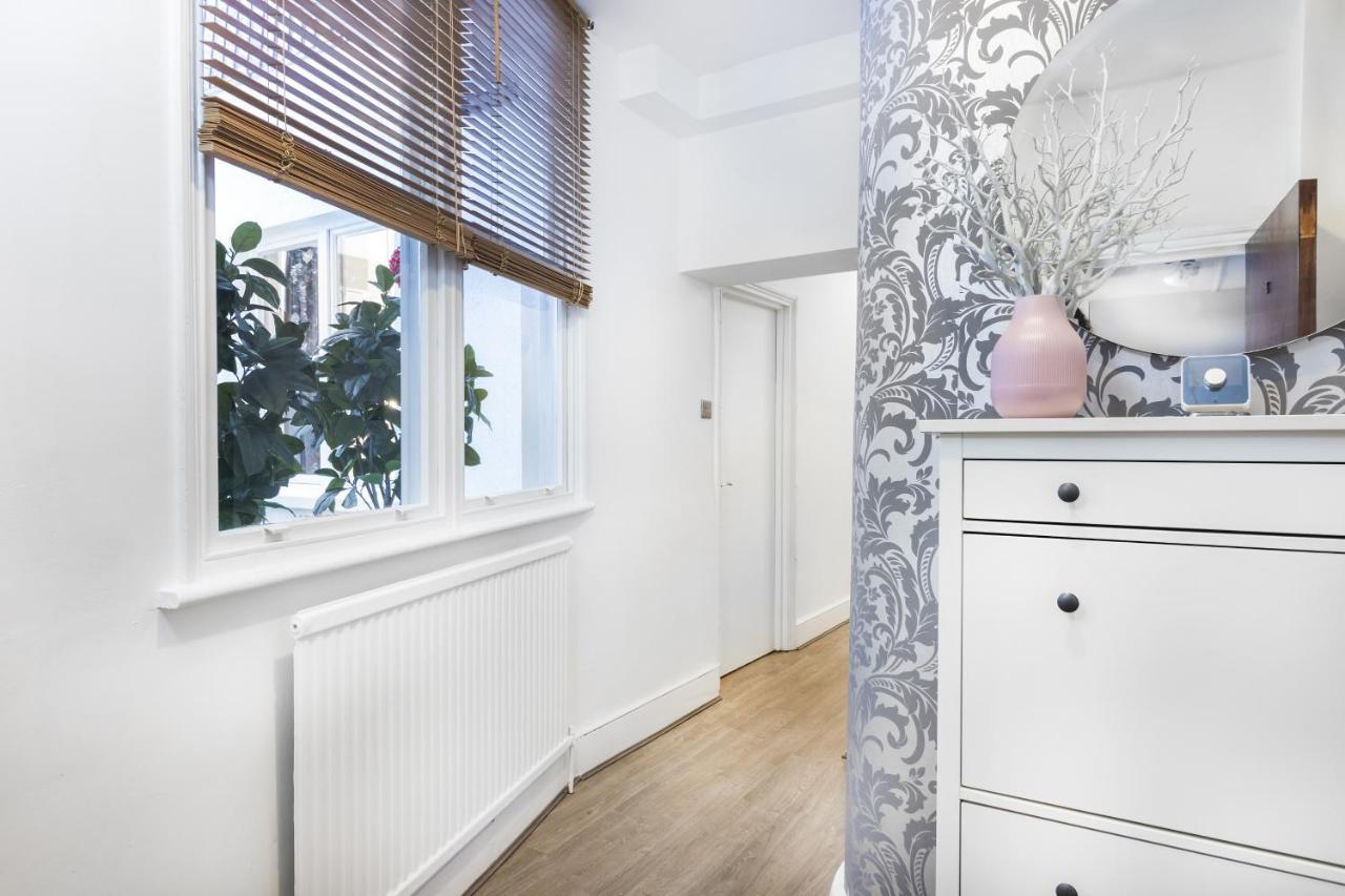 Two Bedroom In Central With Large Terrace Appartamento